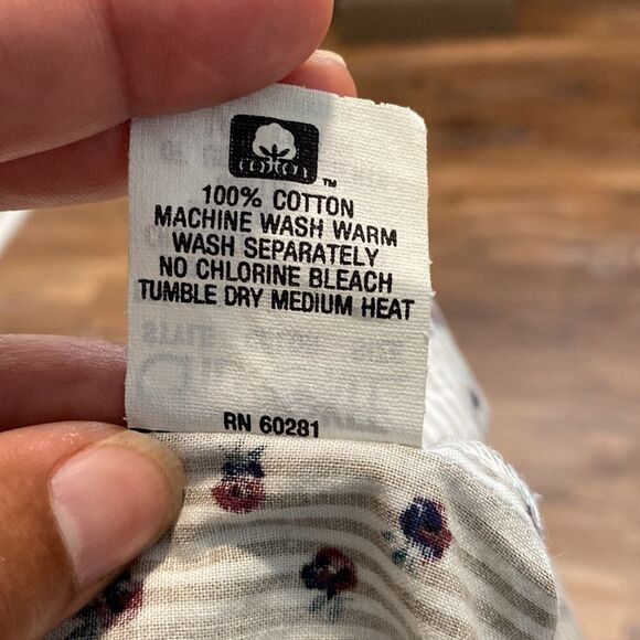 Vintage  80’s Cherokee Striped Floral Button front shirt - Picture 7 of 9